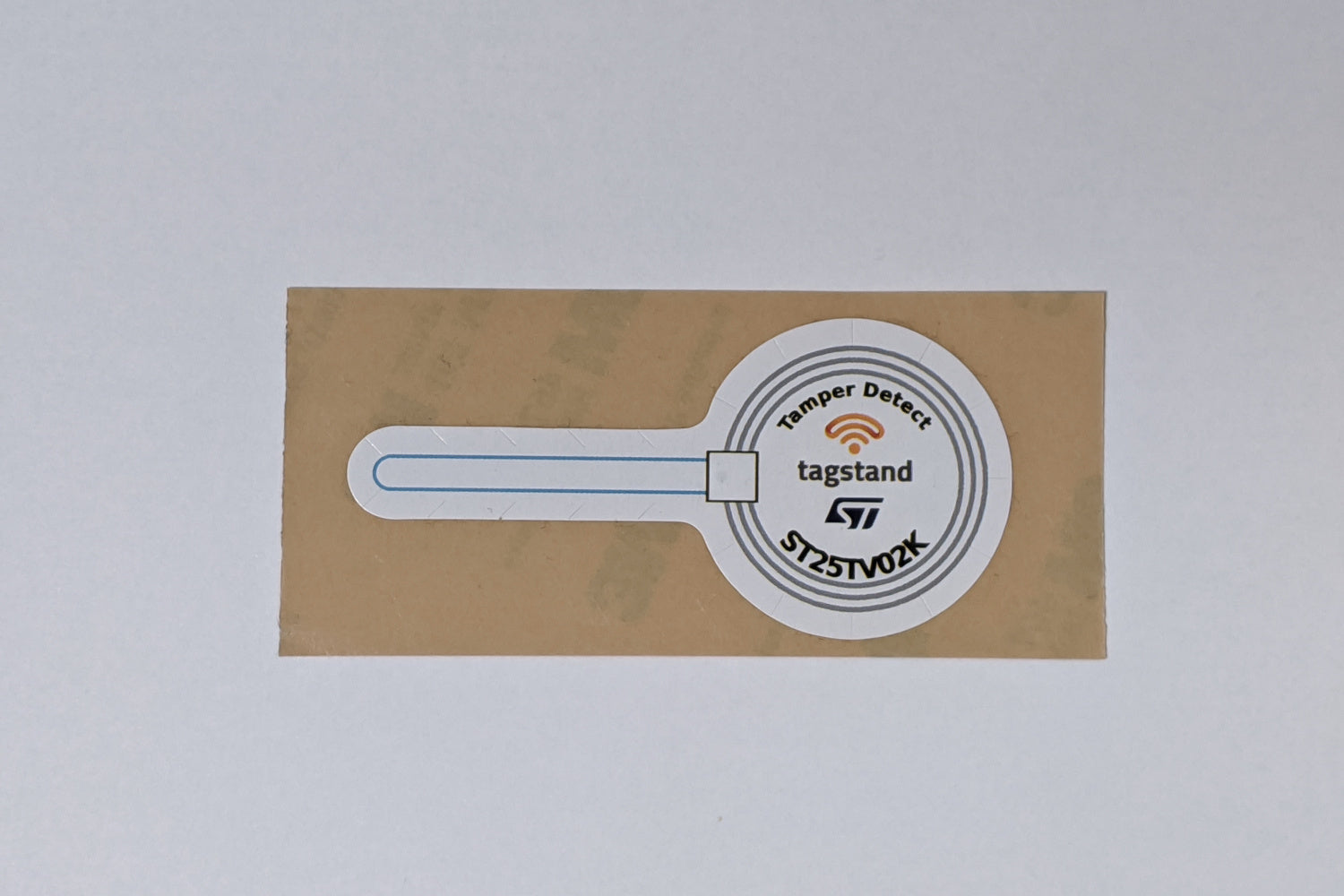 NFC Sticker - Paper - ST25TV02K-AD (TD) - 35mm diameter with 27.5x10mm tamper detect tail
