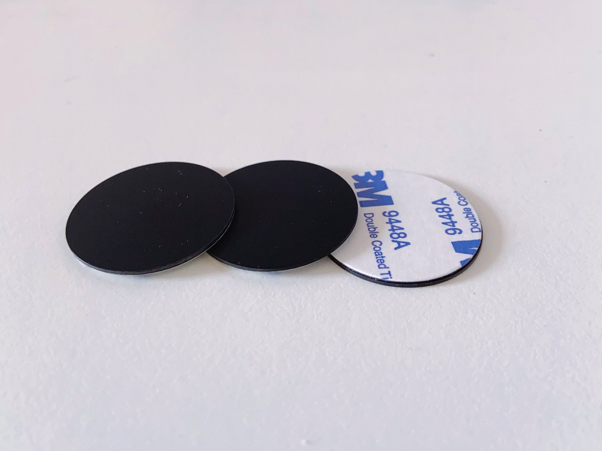 NFC Guard Tour Token black ON-METAL with adhesive - NTAG213 - 30mm round
