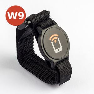Velcro Wristband.
Water-resistant and perfect for sports or outdoor activities.